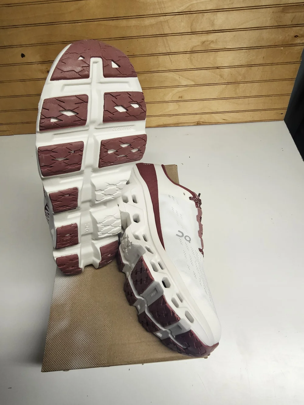 On Running Men's Cloudmonster 3 White / Maroon Running Shoes New